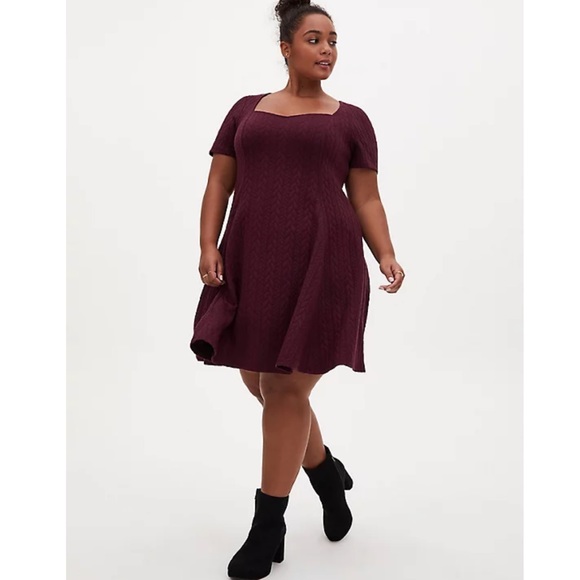 🌼FOR BUNDLE ONLY🌼Torrid Burgundy Dress - Picture 1 of 12